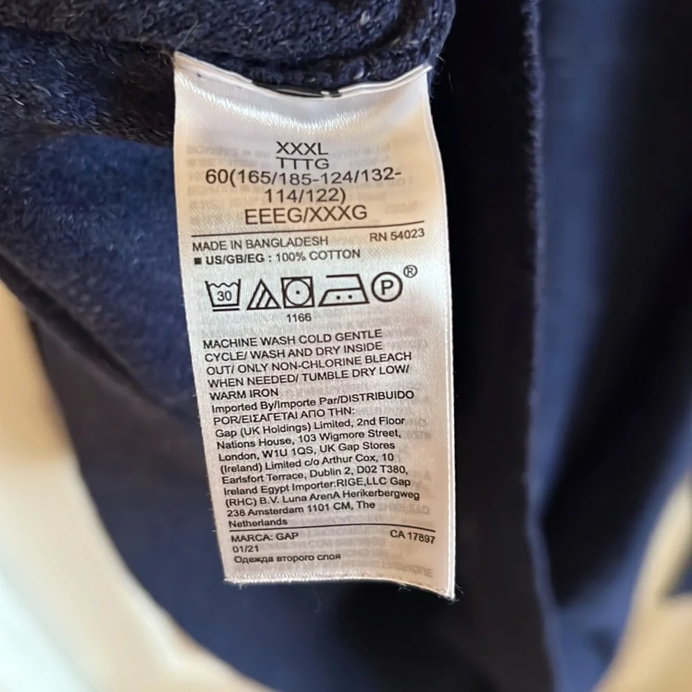 GAP Heathered Navy Blue Sweater.
